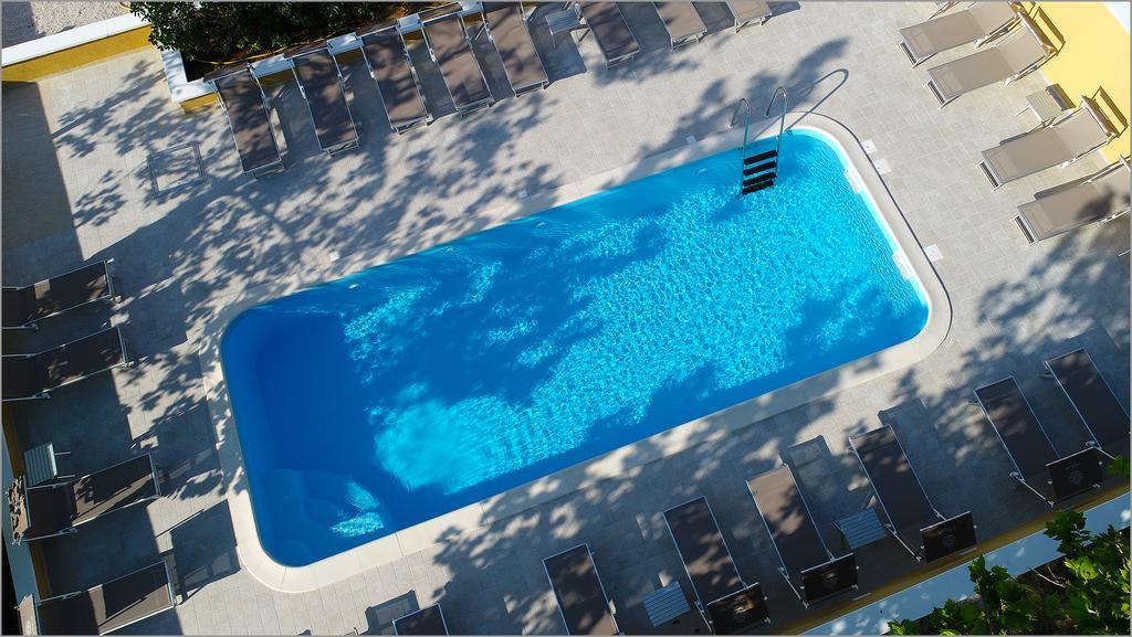 Aparthotel Zaton ザトン エクステリア 写真